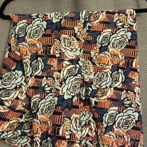 LulaRoe TC Leggings Rose Print